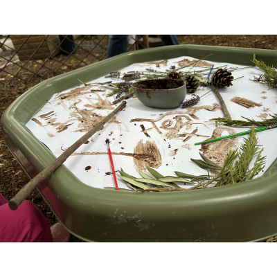 Bac d’exploration sensoriel 70 cm Mini Tuff Tray - Vert pâle